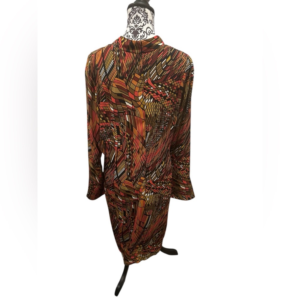 V. by Vanessa Williams Woven Geo Printed Bell Sleeve Lined Dress Size XL - Picture 3 of 8